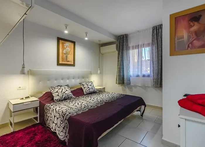 Cristianos Royal Gardens Apartman *