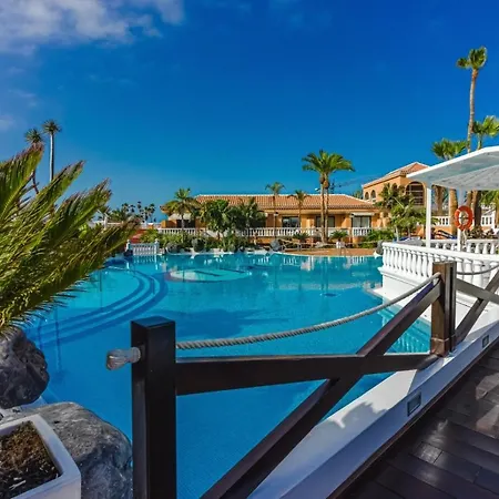 Cristianos Royal Gardens * Playa de las Américas