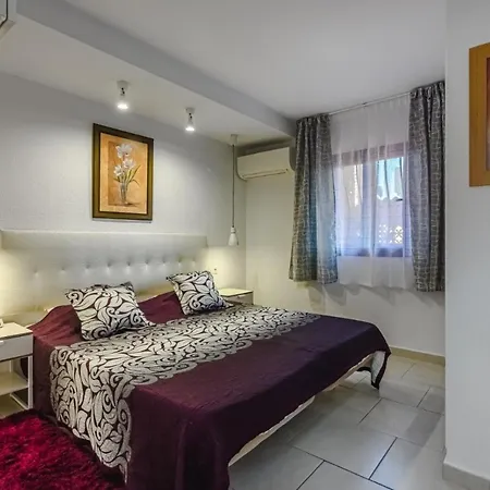 Cristianos Royal Gardens Apartment *
